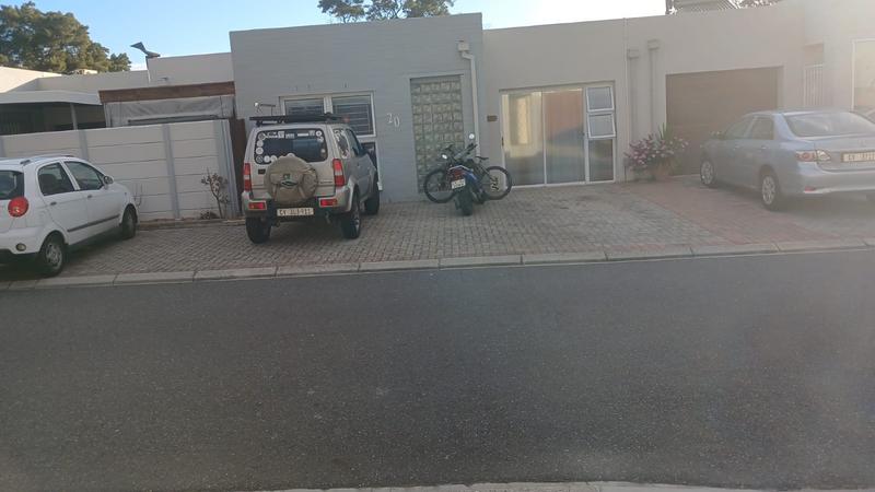 To Let 2 Bedroom Property for Rent in Parow North Western Cape